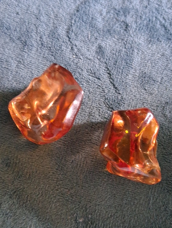 Vintage Jewelry - Vintage Amber Lucite Rock Candy Clip On Earrings.